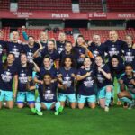 Las jugadoras del FC Barcelona celebran el título de Liga