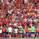 Un gol de Mikel Merino en la prórroga acaba con la anfitriona de la Eurocopa