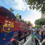 Este Barça sí engancha a la gente, como se ha demostrado en una Rúa masiva